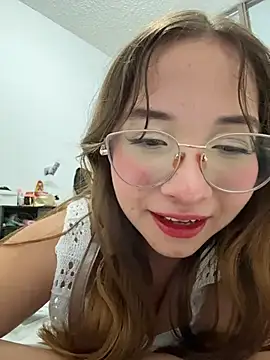 AliciaWhite_nt webcam