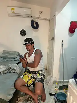 bigdick211292 webcam