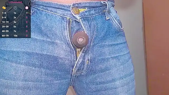 captain_juicyprecum (Ask my age) - Dripp Juicy Precum