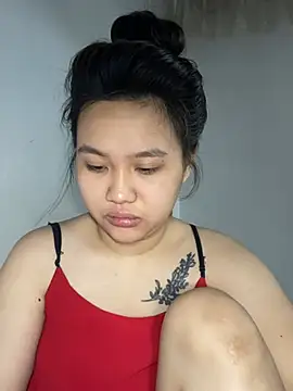 Almira6868 webcam