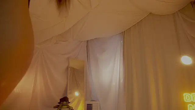 arizonasunrise's room