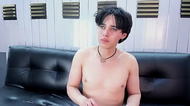 fox_white_ webcam