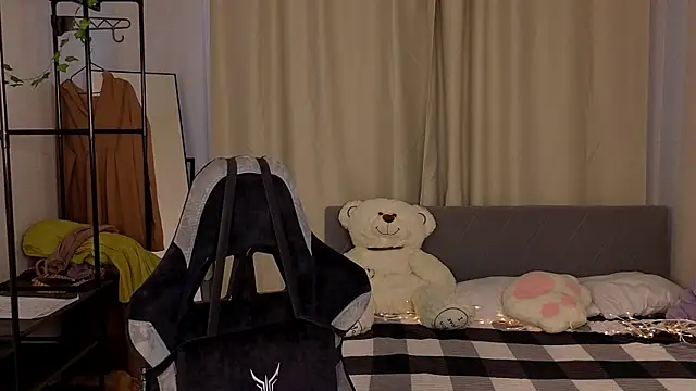 VioletDesiree webcam