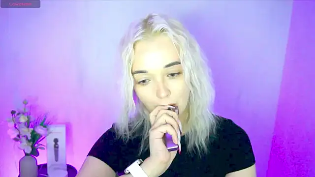 Ashley_S webcam