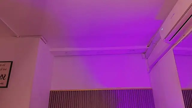 ashvalentine_ webcam
