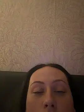 CurvyQueen2023 webcam