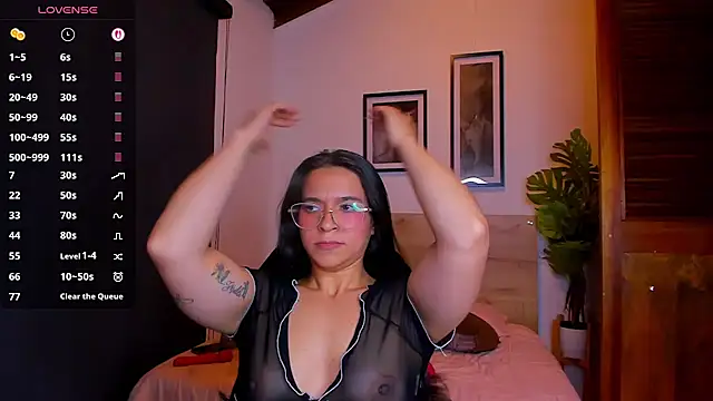 lalytulu99 live cam on StripChat