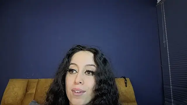 KendraaSimons webcam