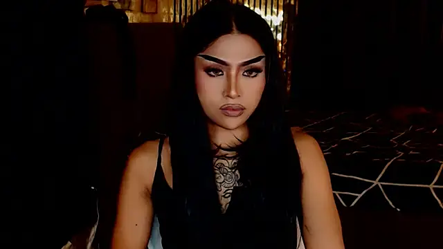 MassiveCockTrans webcam