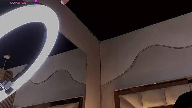 Aria_Joness_ webcam