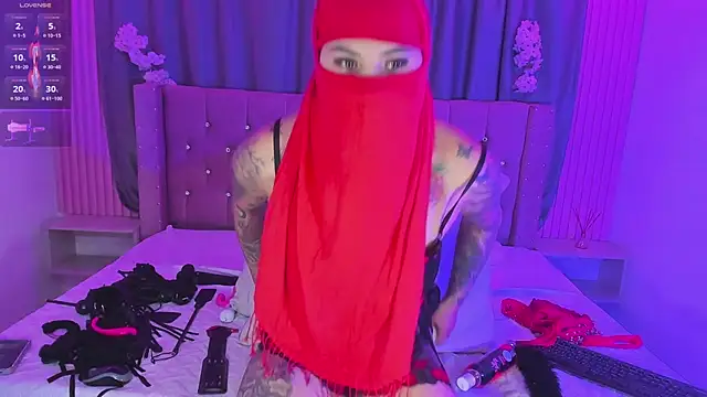 Nayla-Mouna webcam