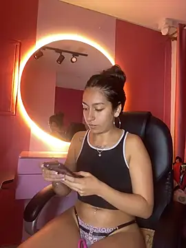 DulceLatinaxo webcam