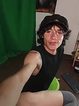 LittleTymmy webcam