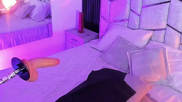 MiaBlackrose webcam