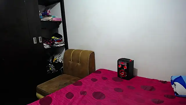 Ani_Suescun webcam