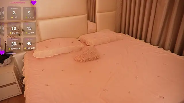Lilly_Colins webcam
