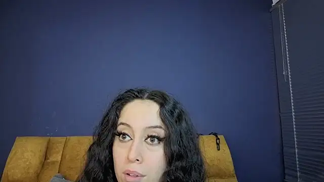 KendraaSimons webcam