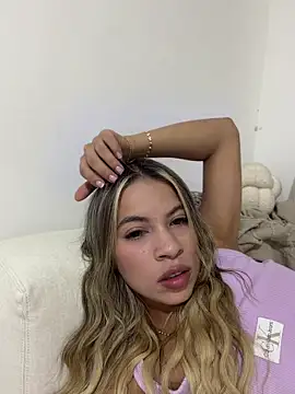 Mia_Rosee1 webcam