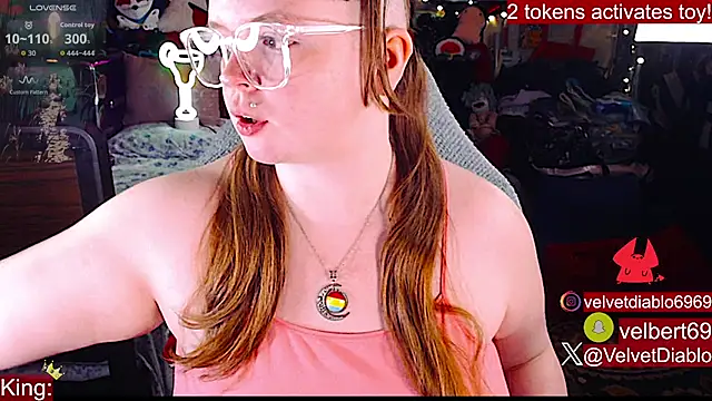VelvetDiablo webcam