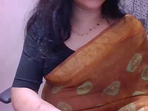 Diya_7 live cam on StripChat