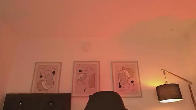 curlyanenth webcam