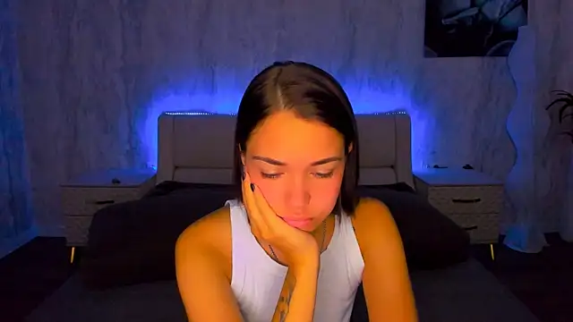 AlexaBarkley webcam