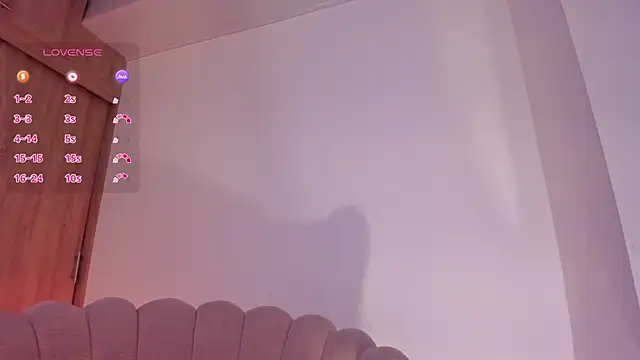 caroliinna_ webcam