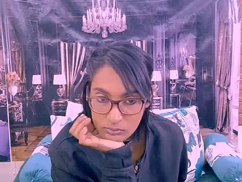 IndianRebel4u2Luv webcam