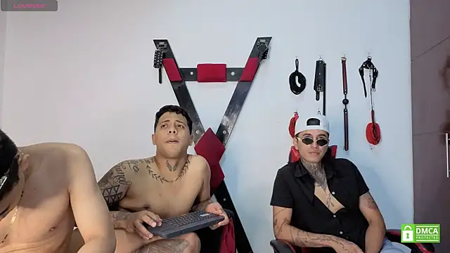 EliteBoysLive webcam