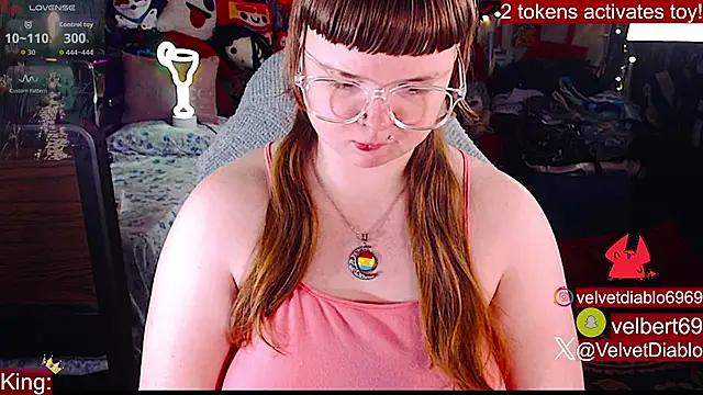 VelvetDiablo webcam