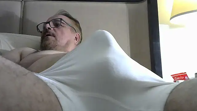 HungThickUncMax webcam