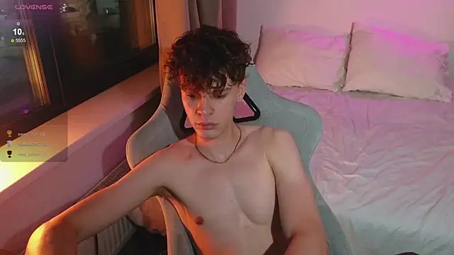 cute_thomas webcam