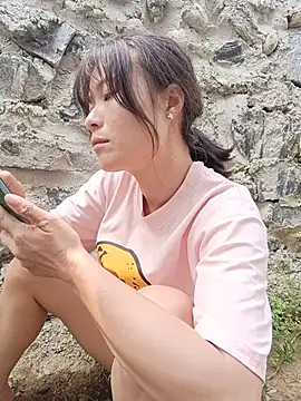 Linda-yiyi webcam
