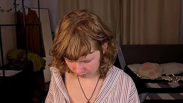 VioletDesiree webcam