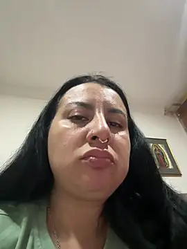 Abril_Luv webcam