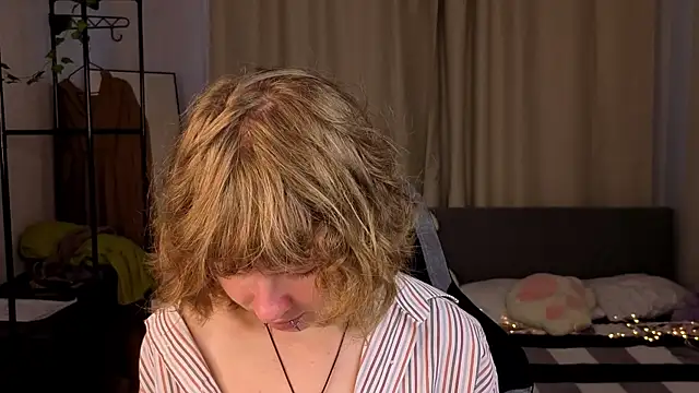 VioletDesiree webcam
