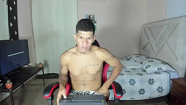 Toptony22 webcam