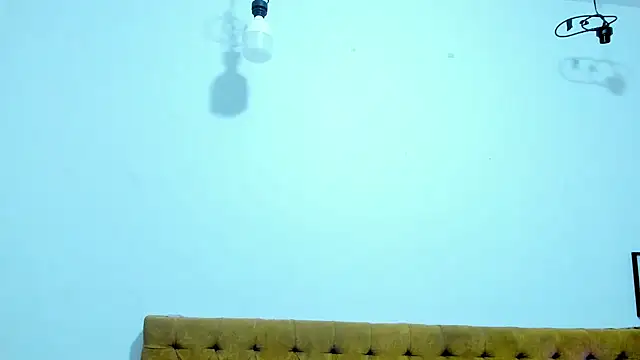 Katty_West webcam