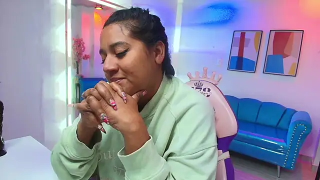 Isabella_rows webcam
