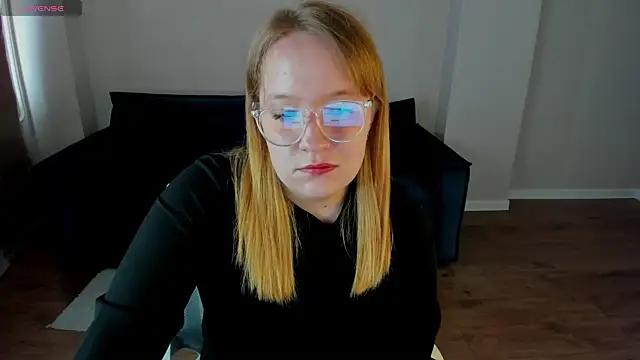 Sophia_Millery webcam