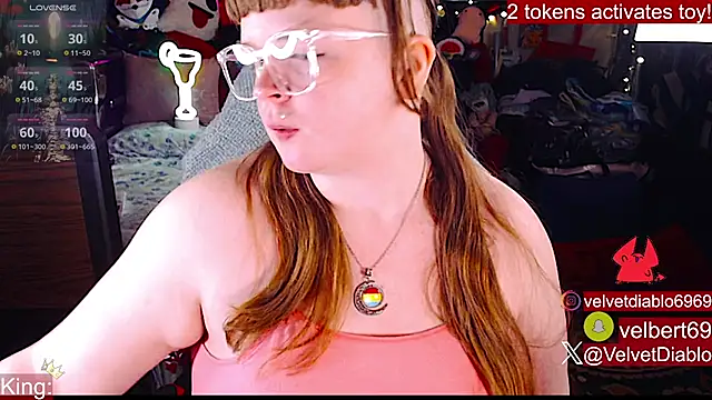 VelvetDiablo webcam