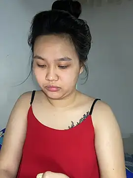 Almira6868 live cam on StripChat
