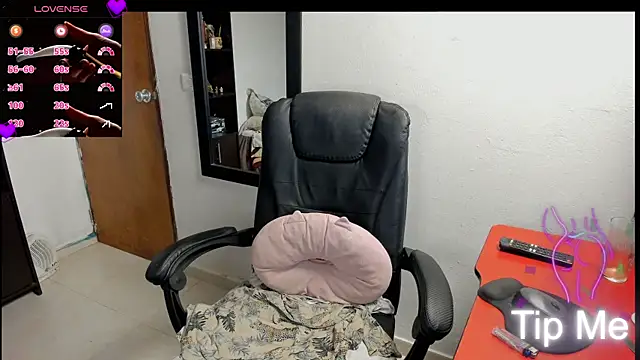 peanut_tangerine webcam