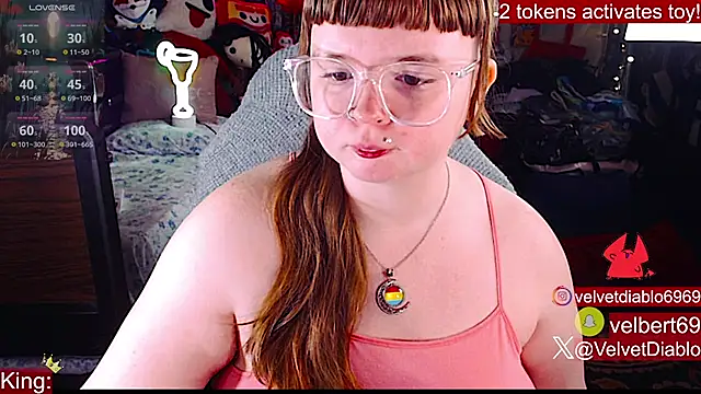 VelvetDiablo webcam