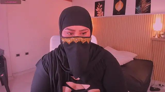 samanee_konn webcam
