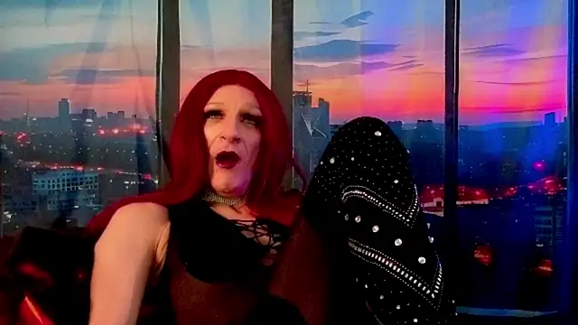 LuvNuk webcam