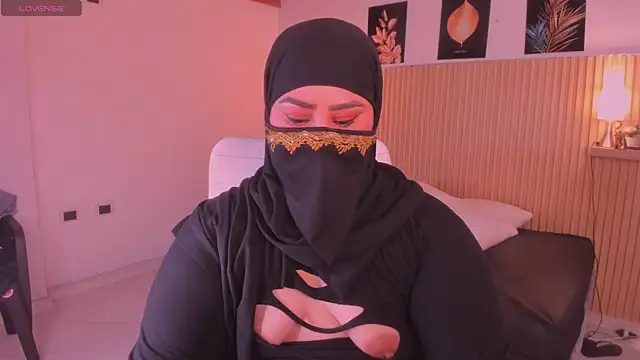 samanee_konn webcam