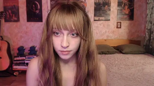 Friendly_Ellie webcam