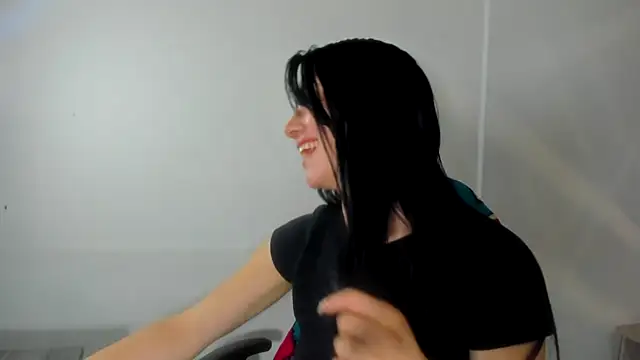 Amy_Kobold3 webcam