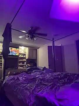 Themechanic420 webcam